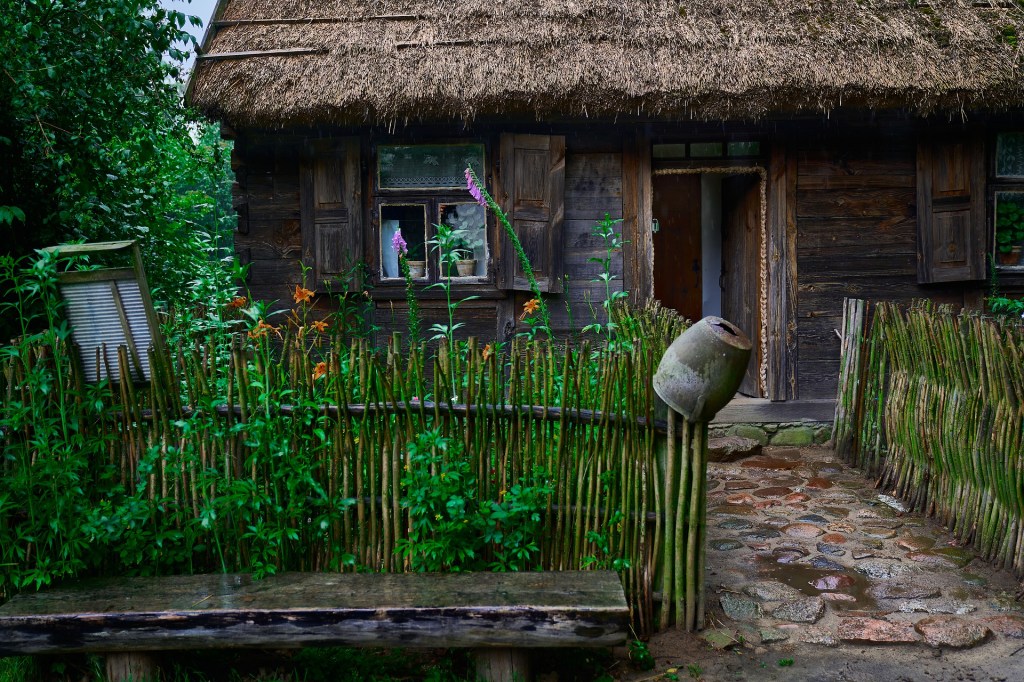 The Simple History: #Cottagecore, Pastoral Arcadia and Marie Antoinette 