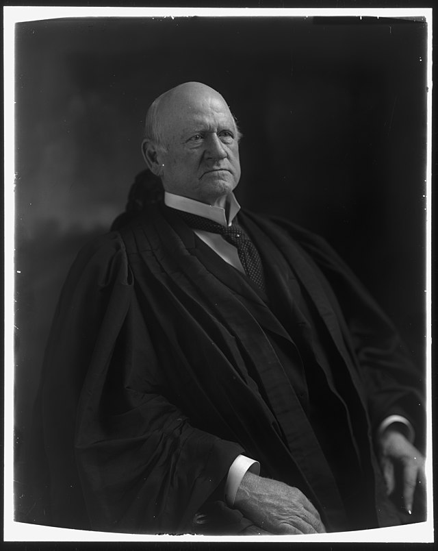 Was the ‘Great Dissenter’ actually great? Segregation and Justice in Harlan’s Dissent. 