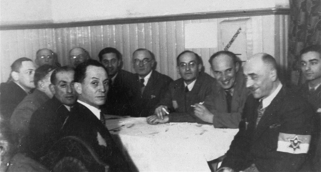 Collaboration, Productivity, Resistance: Differing Reactions of Jewish Councils under occupation 